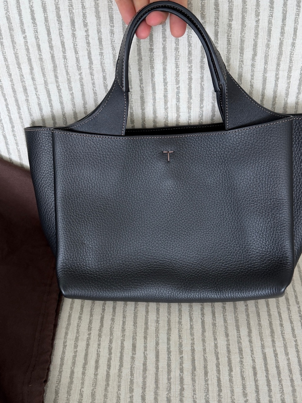 Tods Black Leather Pebbled Tote Bag